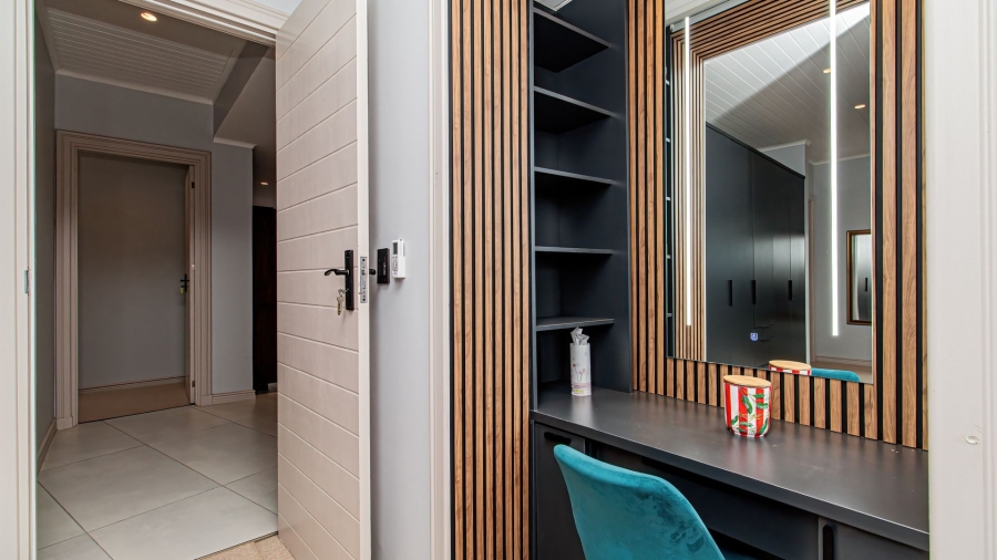 5 Bedroom Property for Sale in Pezula Private Estate Western Cape